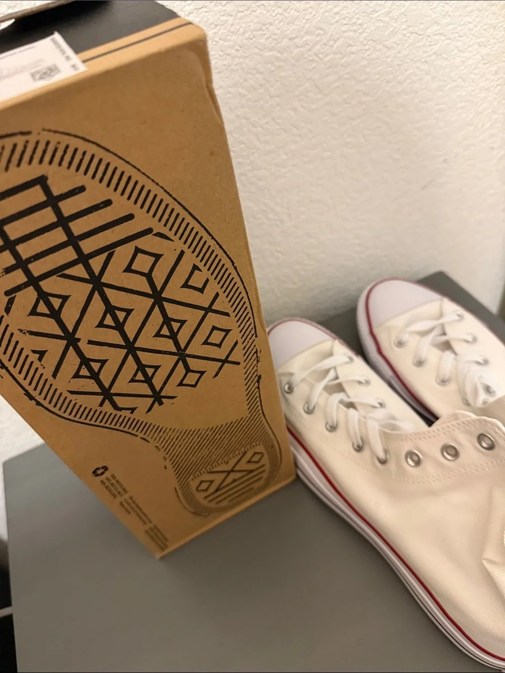 NWT Converse Chuck Taylor All Star High Top Sneaker,Optical White,Unisex-men 12 - Picture 12 of 15